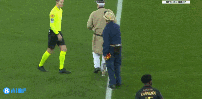 诺坎普新王？17岁的亚马尔和梅西谁更强？